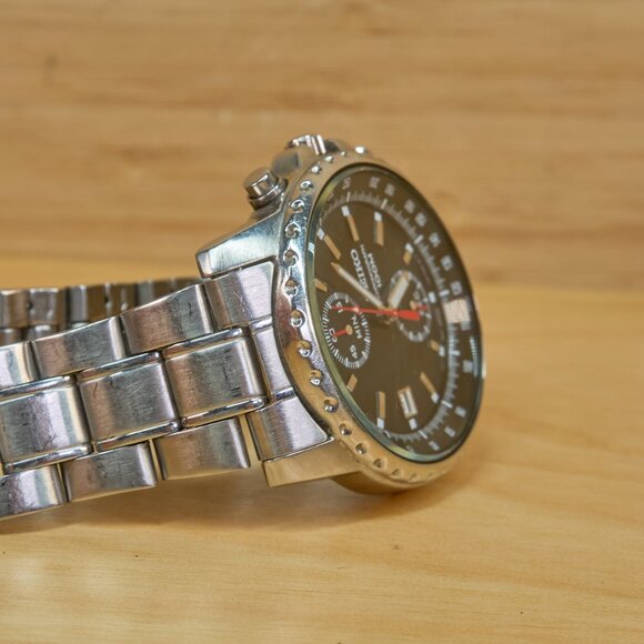Vintage Seiko 7T94-0AH0 Chronograph Quartz Mens Watch - Picture 9 of 13